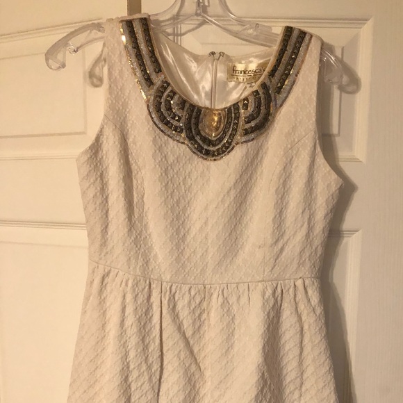 Dress - Picture 1 of 4